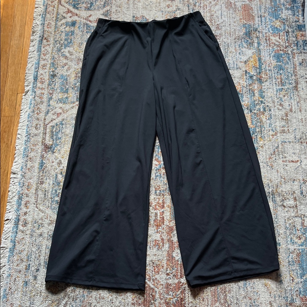 Black Go-Dry Old Navy Wide Leg Pants